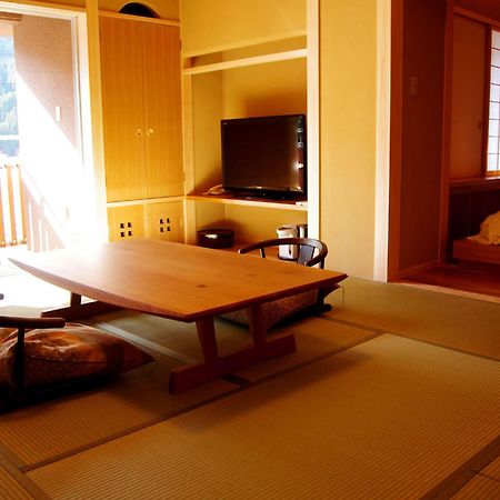 Gero Onsen Yukyunohana Ruang foto